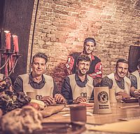 Rittermahl, Aulendorfer Ritterkeller, Rahmenprogramm, Mundschenk, Show, Unterhaltung, Erlebnis, Mittelalter, mittelalterliche Atmosphäre