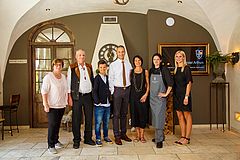 Familienportrait, Familie Spaehn, Lobby Hotel Arthus