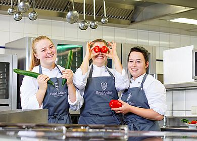 Kuechenteam Gasthaus zum Rad, Hotel Arthus, Aulendorfer Ritterkeller, Koeche, Koch, Genuss, Speisen, Regionalitaet