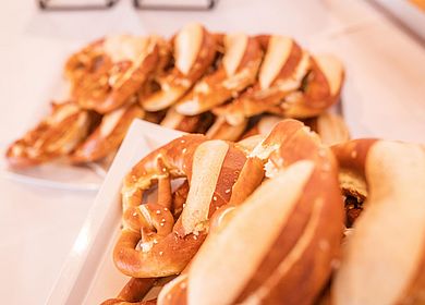 Detailaufnahme Tagungspauschale, Tagen im Hotel Arthus, Butterbrezeln